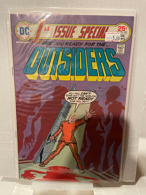 1st Issue Special Outsiders (Issue 10)